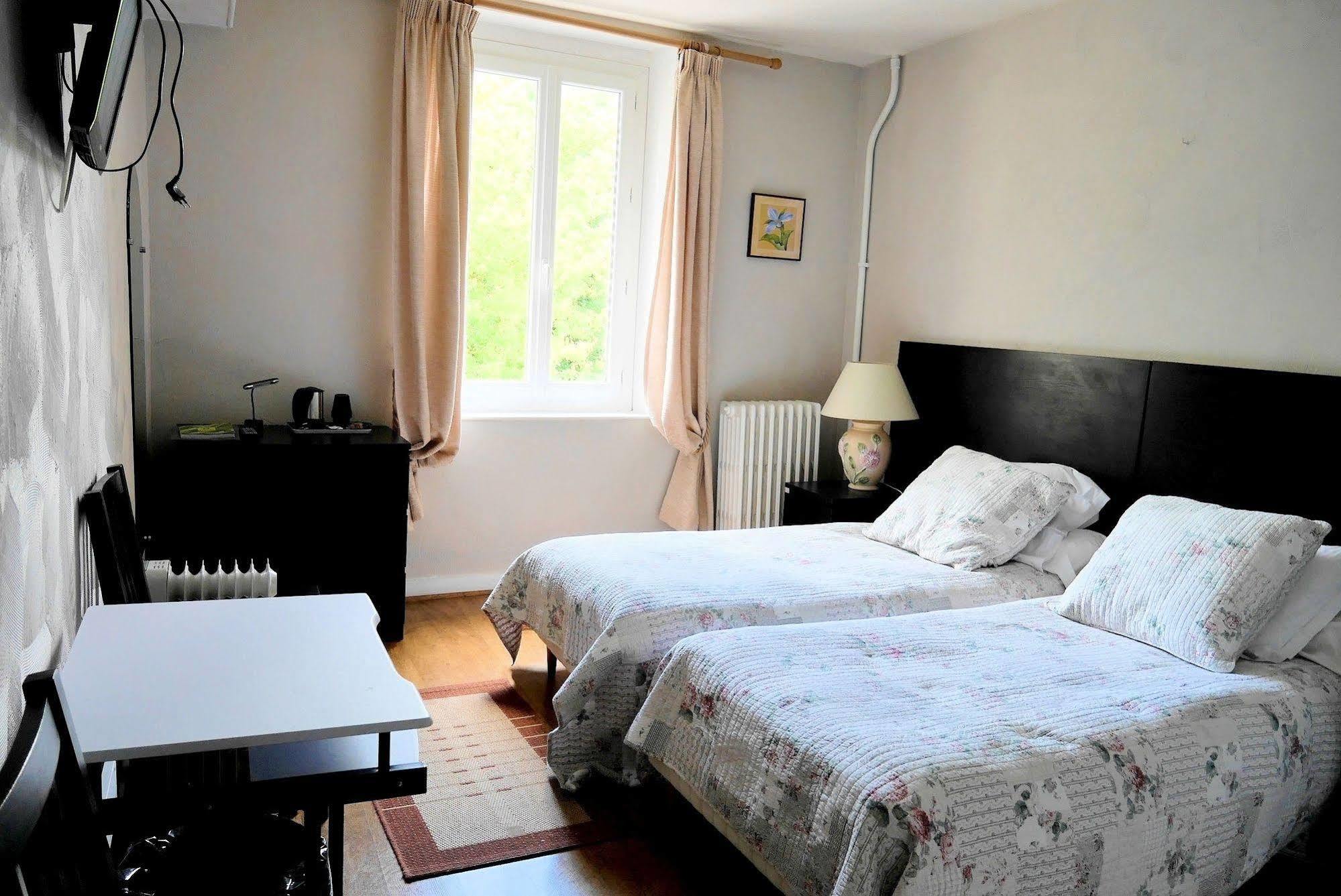 Auberge Le Rabelais Malay-le-Petit Exteriör bild