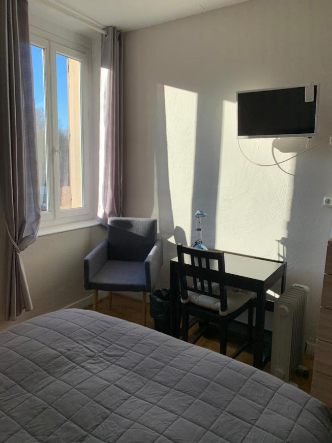Auberge Le Rabelais Malay-le-Petit Exteriör bild